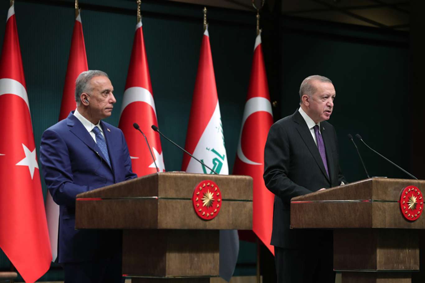 مؤتمر صحفي مشترك بين رئيس الجمهورية أردوغان ورئيس الوزراء العراقي الكاظمي